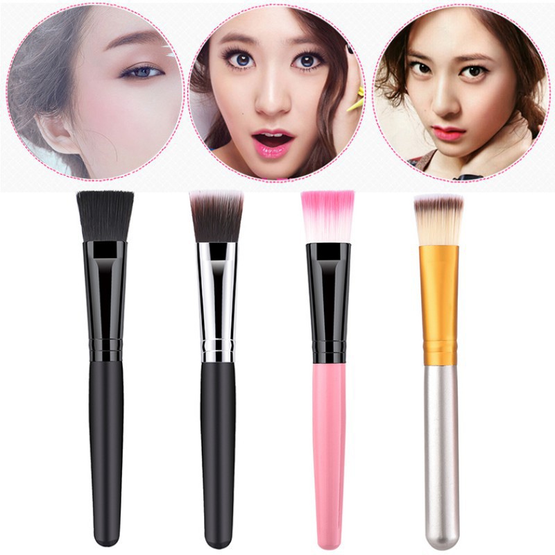 Cọ đánh kem nền 4 màu tay cầm gỗ