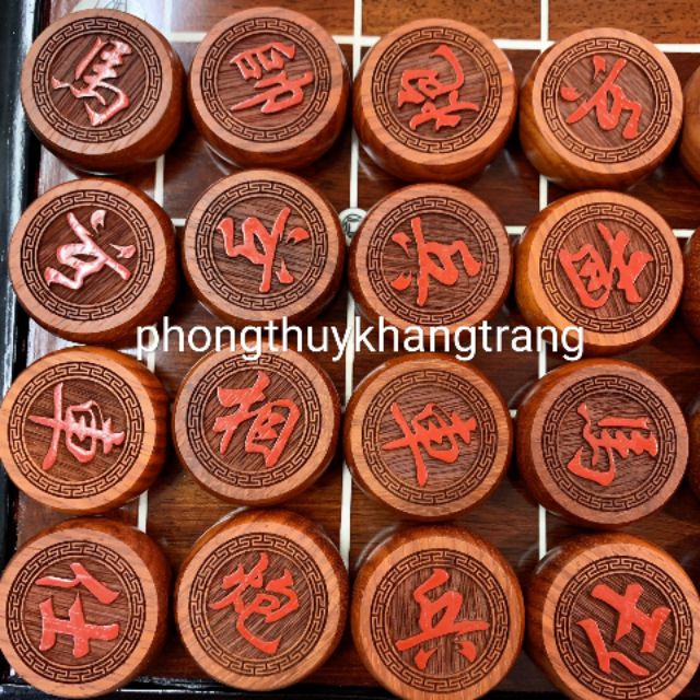 Quân cờ gỗ hương ta