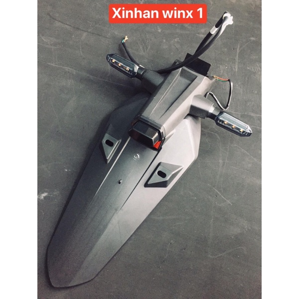 [Mã LIFEAUMAY giảm 10% tối đa 30k đơn 150k] Dè sau Winner X cho Winner V1