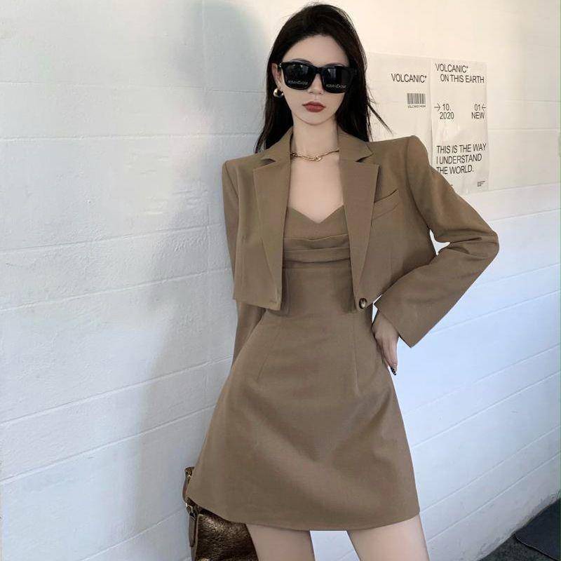 Áo Trễ Vai Một Bên Vai Áo Nữ Tay Dài Ngọt Ngào Và Gợi Cảm Dễ Phối Đồ Mới 2022