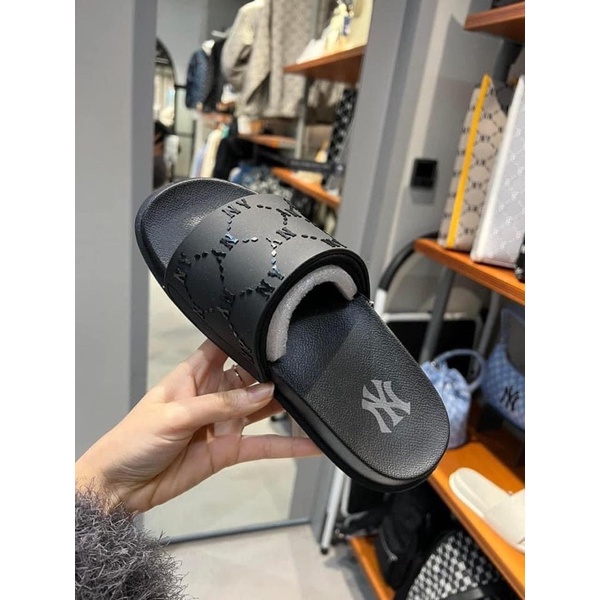 Dép mono MLB