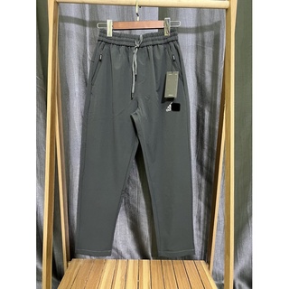 Quần ống suông dáng Basic