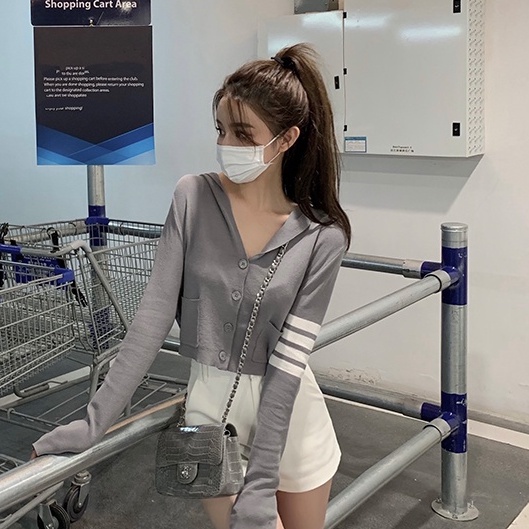 Áo khoác cardigan dệt kim có nón họa tiết sọc thời trang cho nữ