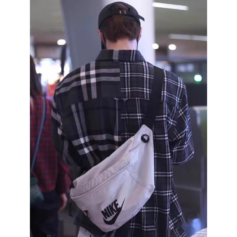 Ảnh thật Túi đeo chéo NIKE Vương Nhất Bác