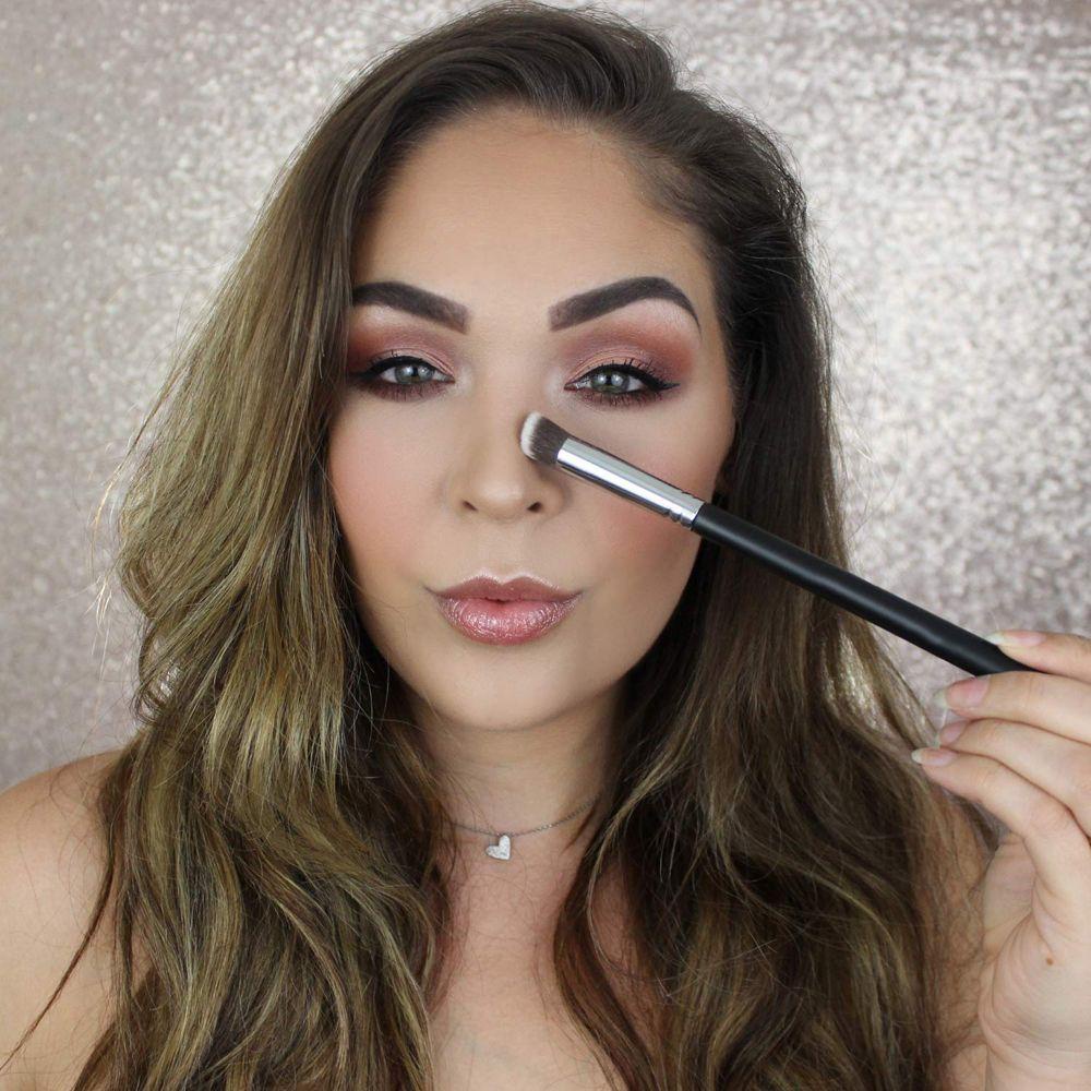 Cọ Trang Điểm Bắt Sáng Tạo Khối Chuyên Nghiệp Cho Nữ