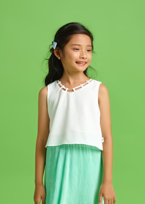 Áo croptop dây viền trắng bé gái