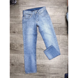 quần jeans levis chất không giãn bền màu