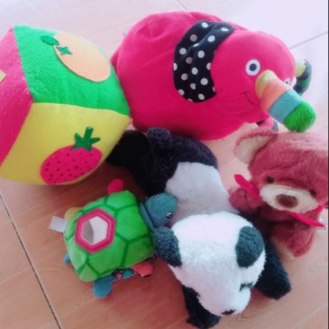 Set sách vải, gấu bông thanh lý