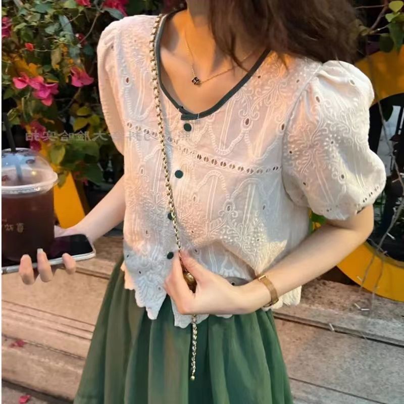 Set Áo Sơ Mi Tay Phồng + Chân Váy Màu Xanh Lá Thiết Kế Mới Đơn Giản Thời Trang Dành Cho Nữ