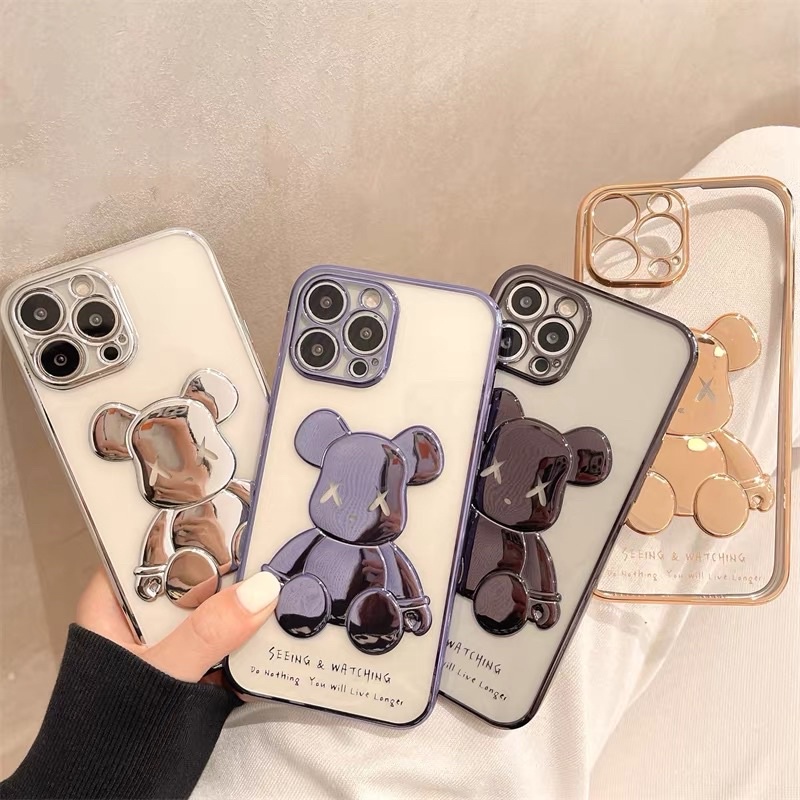 ỐP LƯNG IPHONE KAWS-BAPE- BEAR HÌNH NỔI BẢO VỆ CAMERA MÀU VÀNG ĐEN TRẮNG