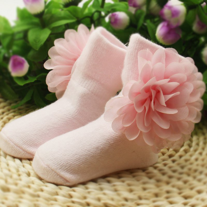 Vớ cotton cổ cao đính hoa xinh xắn đáng yêu cho bé gái