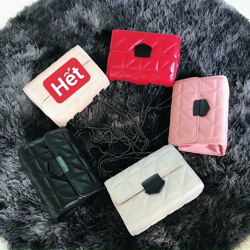 HCM - TÚI ĐEO VAI KHOÁ BẤM DÂY XÍCH ĐEN SIZE 20x16cm
