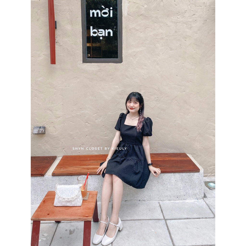 [ Rẻ Vô Địch - Hàng Sẵn ] Váy 2 lớp cổ vuông tay bồng cột dây lưng, Đầm babydoll gấm hoa nổi cột dây - Shyn.Closet | BigBuy360 - bigbuy360.vn