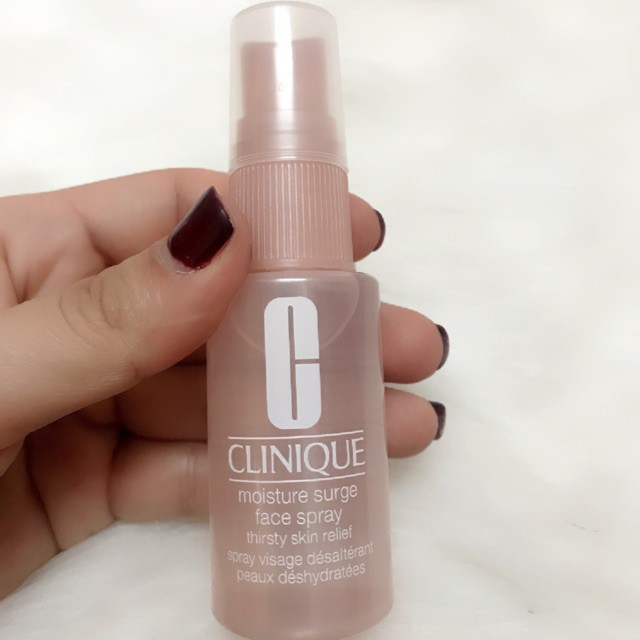 Xịt Khoáng Clinique Moisture Surge Face Spray Thirsty Skin Relief - 30ML | BigBuy360 - bigbuy360.vn
