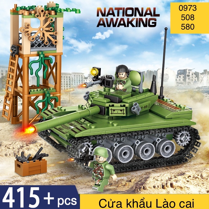 Lego con trai xe tank tăng với 415 miếng ghép