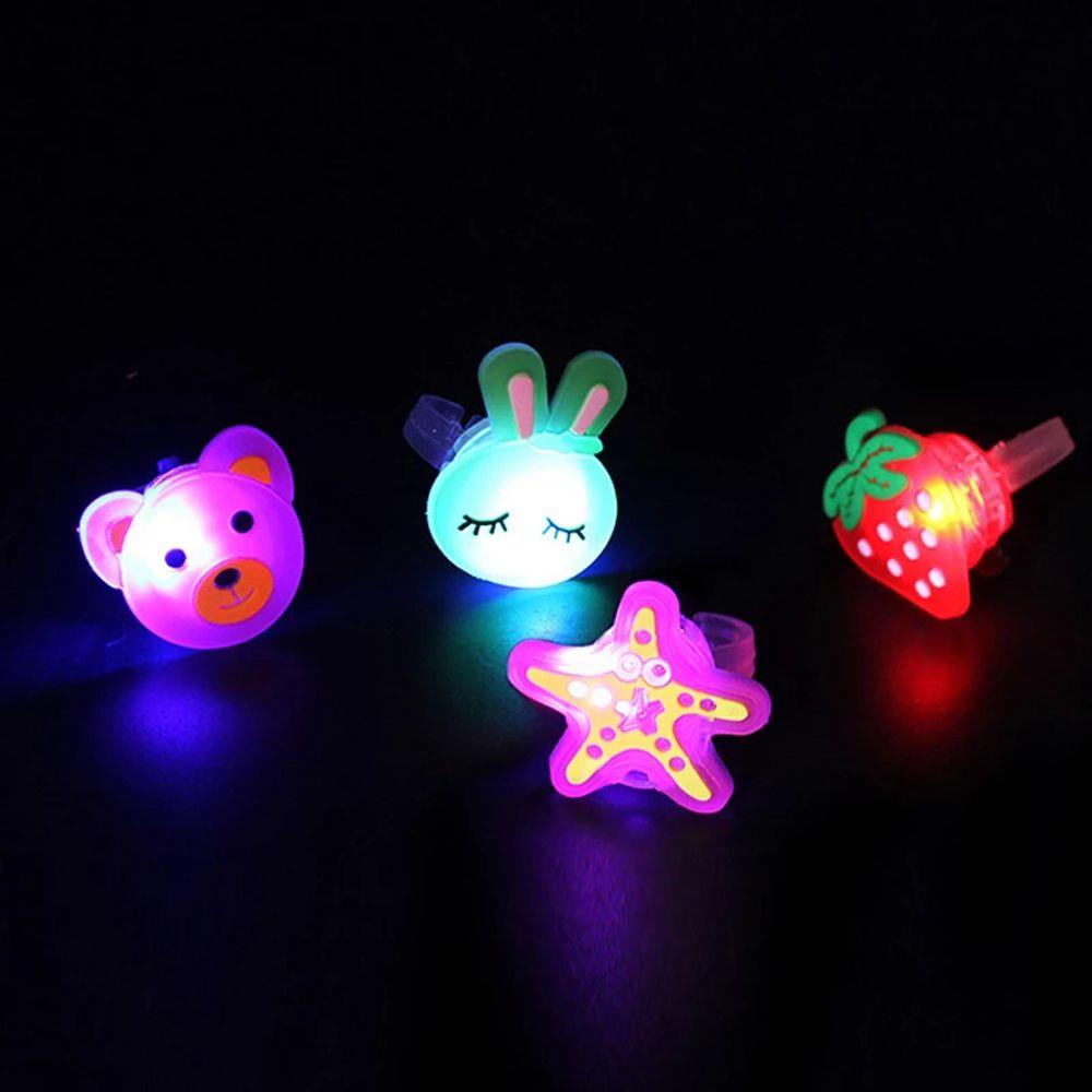 Nhẫn Họa Tiết Hoạt Hình Có Đèn LED Phát Sáng Trong Bóng Tối Cho Bé