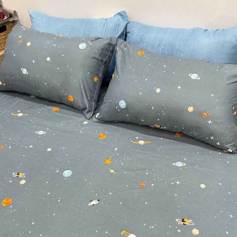 Đôi Vỏ Gối Nằm, Vỏ Gối Ôm  Bốn Mùa Bedding, Chất liệu cotton poly không nhăn, không xù, kích thước 45x65cm