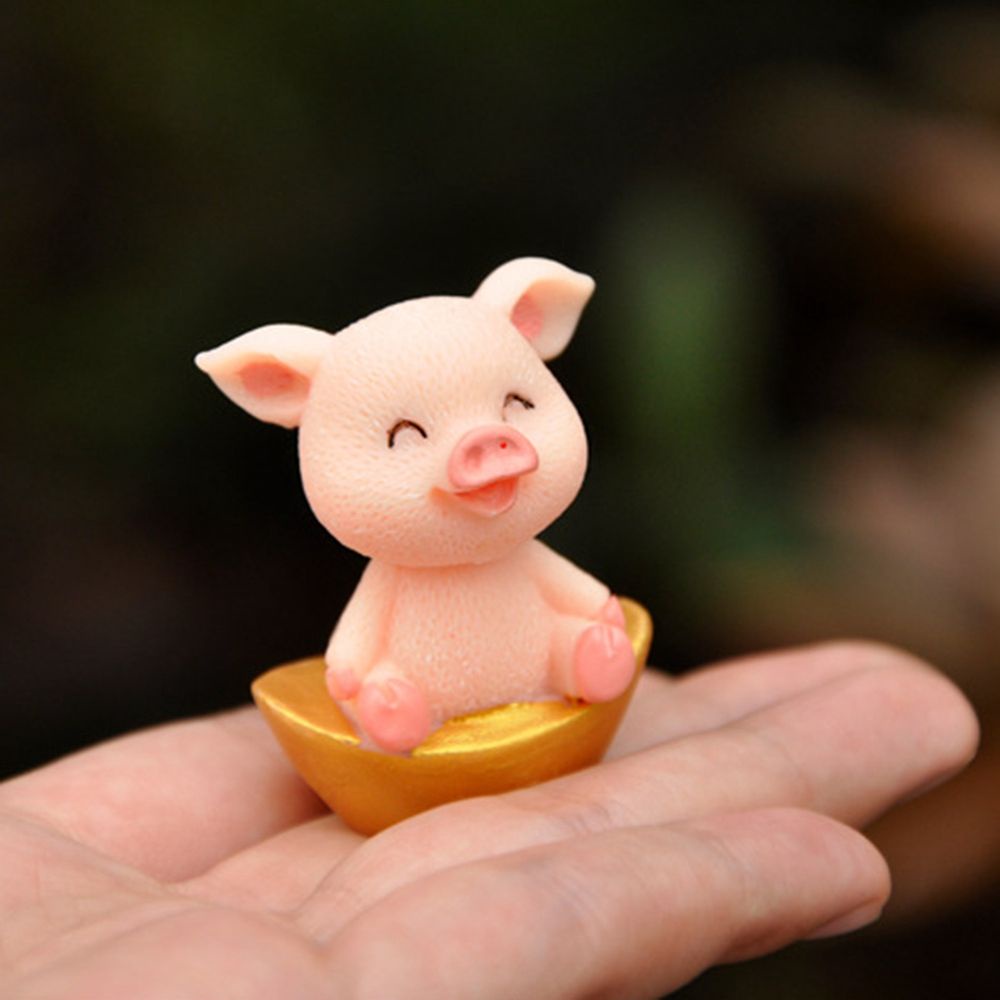 1 mô hình chú heo may mắn mini dễ thương dùng trang trí DIY