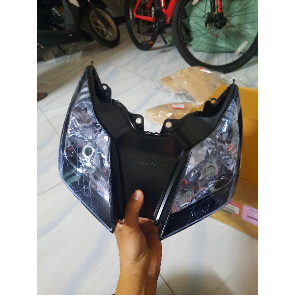 Pha đèn xanh/trắng AB Thái 2010