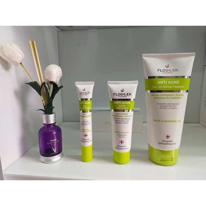 Bộ sản phẩm Floslek Anti Acne cho da mụn Kiểm soát ,cân bằng lượng dầu trên bề mặt da.Có tách lẻ - NguyenHuong Store | BigBuy360 - bigbuy360.vn