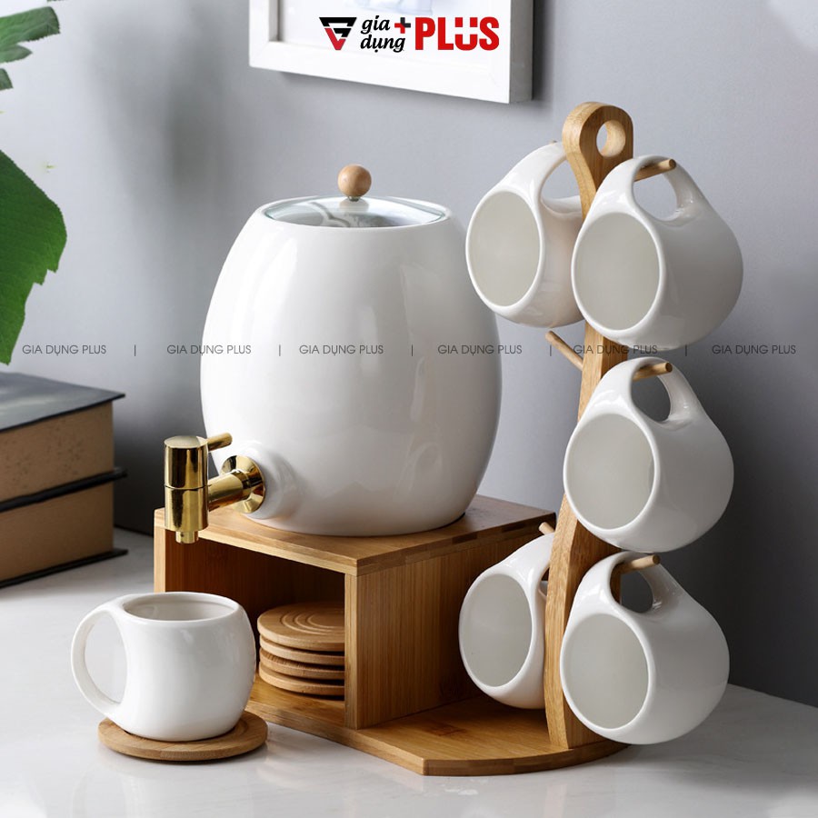 Bộ Chum Đựng Nước Sứ Có Vòi 3 Lít Kèm Kệ Gỗ &amp; 6 Cốc Sứ Màu Trắng Cao Cấp