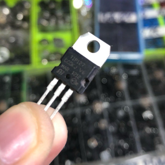 [NK]5 con transistor công suất TIP127