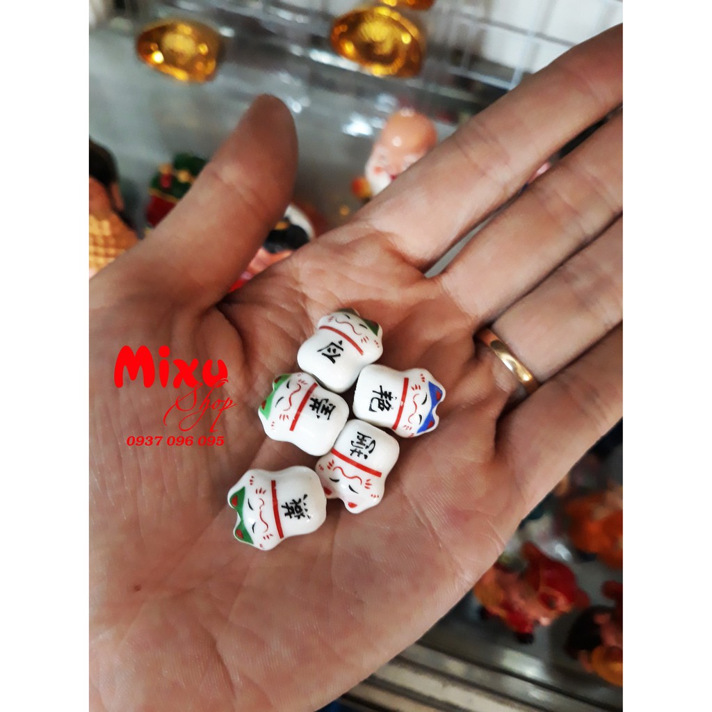 Chum vàng mini may mắn (gồm 1 chum + túi 50 xu vàng + 7 hạt gốm mèo may mắn) | BigBuy360 - bigbuy360.vn