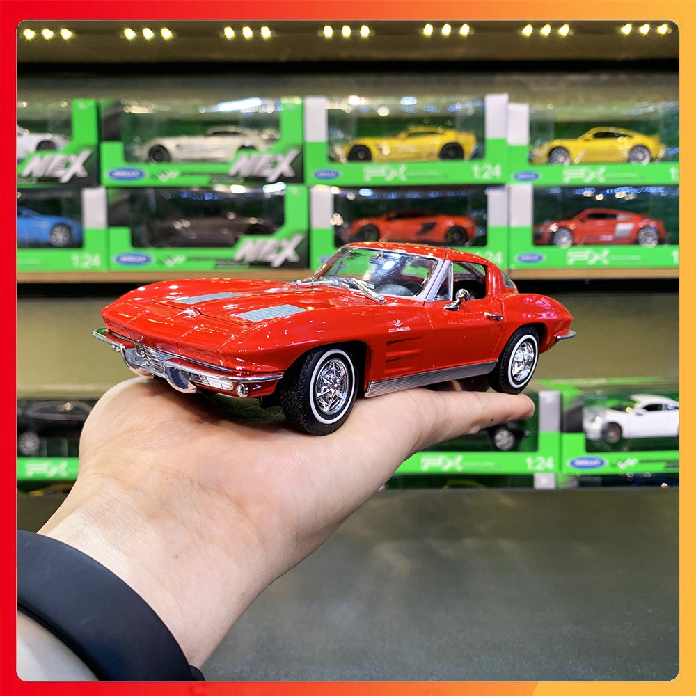 Mô hình xe Chevrolet Corvette 1963 tỉ lệ 1:24 Welly