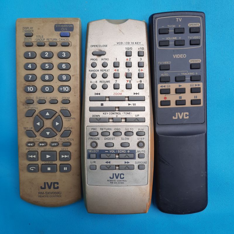 Remote JVC tháo máy dùng tốt