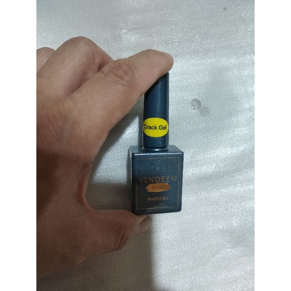 sơn gel nứt chính hãng Dirse loại tốt sơn gel vân đá , có lẻ 3 màu đen trắng đỏ. dung tích 15ml. loại đẹp chất lượng