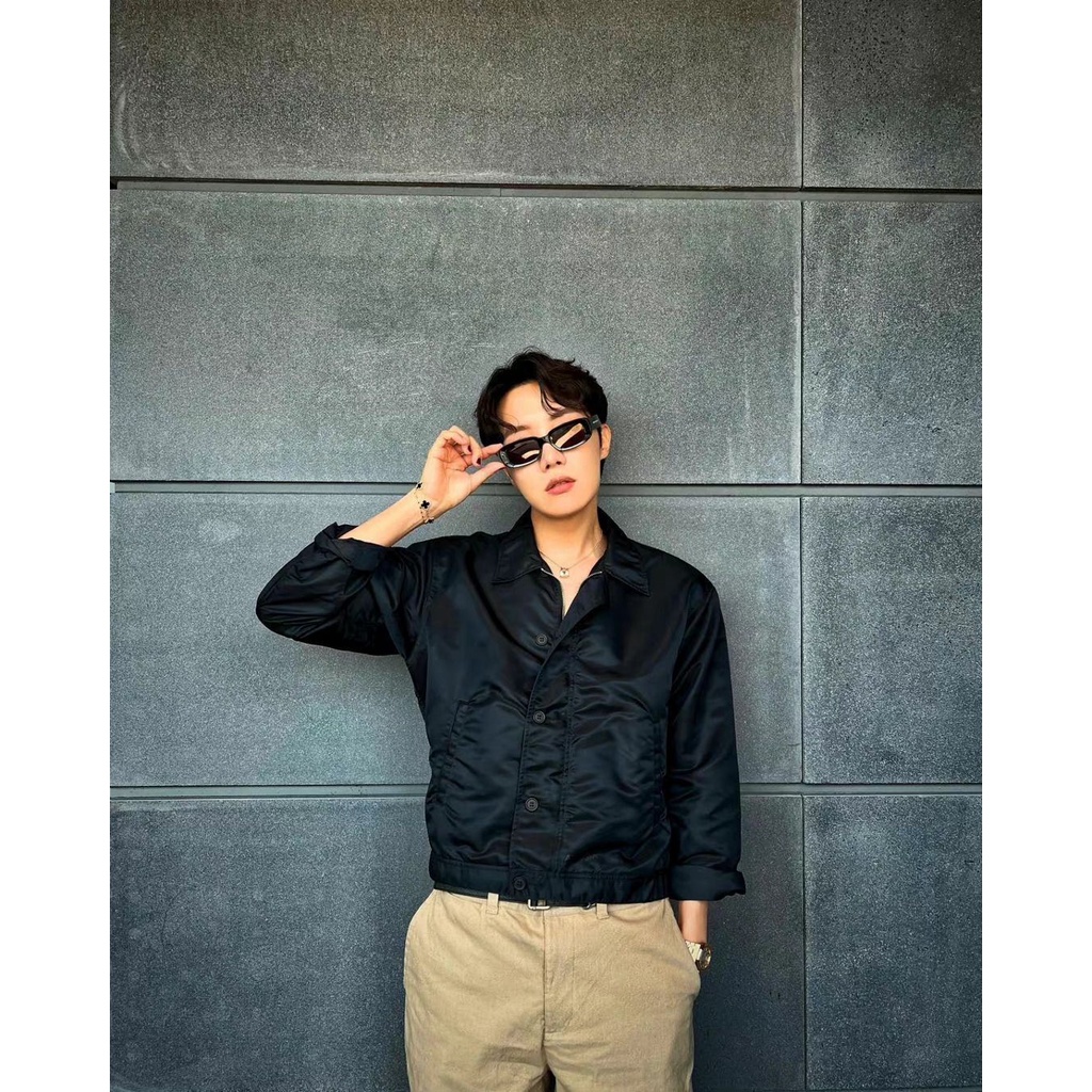 Vòng Tay Thép Titan Họa Tiết Cỏ Bốn Lá Kpop BTS J-HOPE Hàn Quốc Đơn Giản Cho Nam Và Nữ