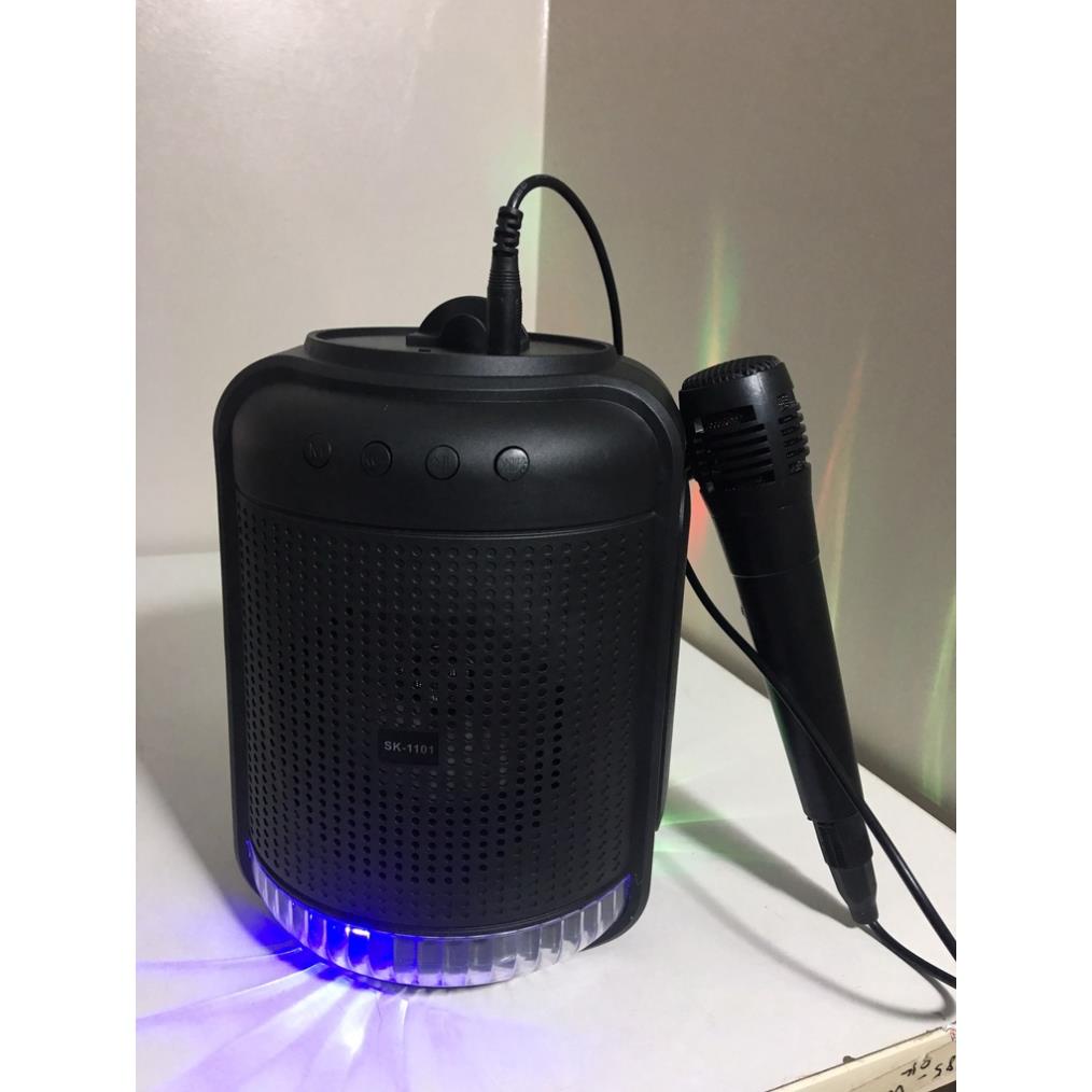 LLoa Karaoke Bluetooth SK-1101 Loa Chắc Chắn, Thiết Kế Có Tay Cầm Tiện Lợi Cầm Đi Lại Hoặc Đi Chơi Xa