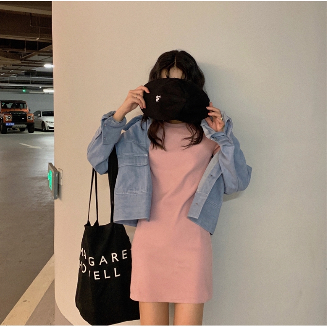 Đầm ngắn dáng ôm màu trơn phong cách Hàn Quốc | BigBuy360 - bigbuy360.vn