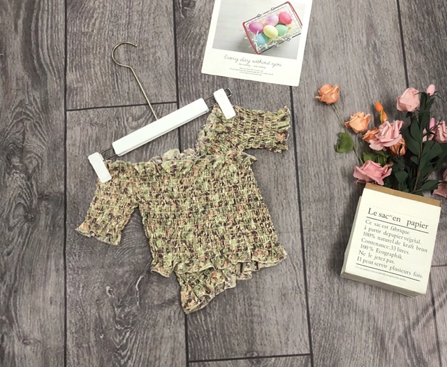 Áo croptop voan hoa nhúng