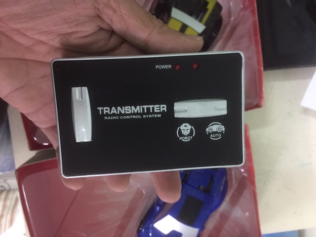 Ô tô Mini Điều Khiển Từ Xa Biến Hình, oto điều khiển có khả năng biến hình robot đơn giản