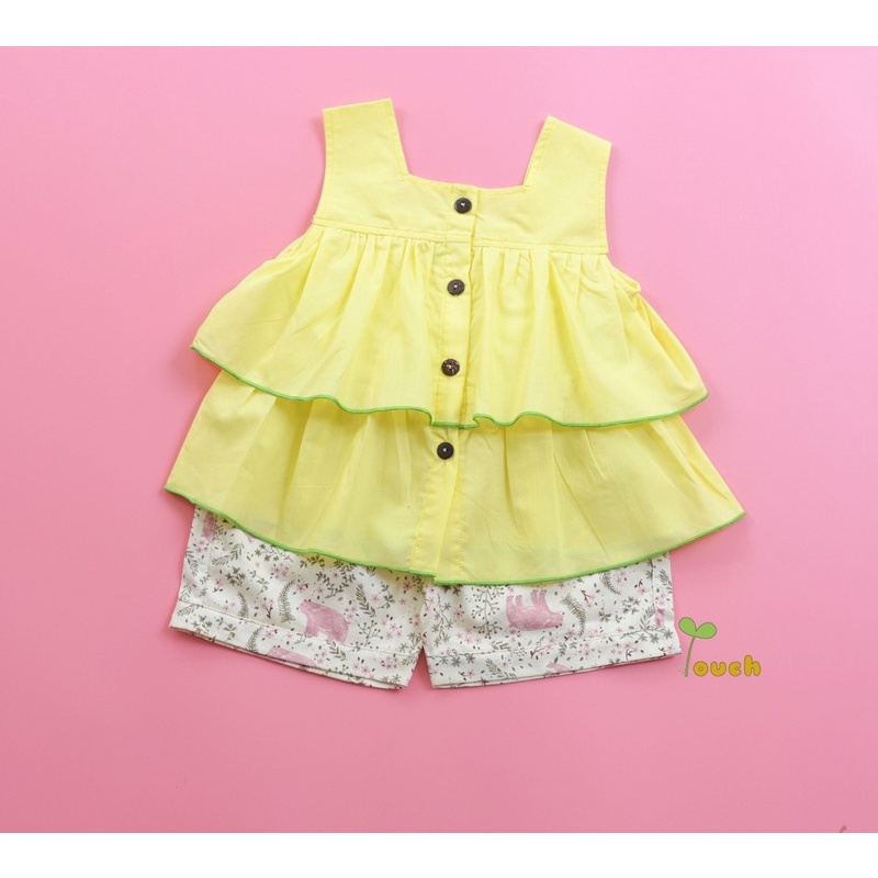 Áo hai tầng màu xanh và vàng Touch