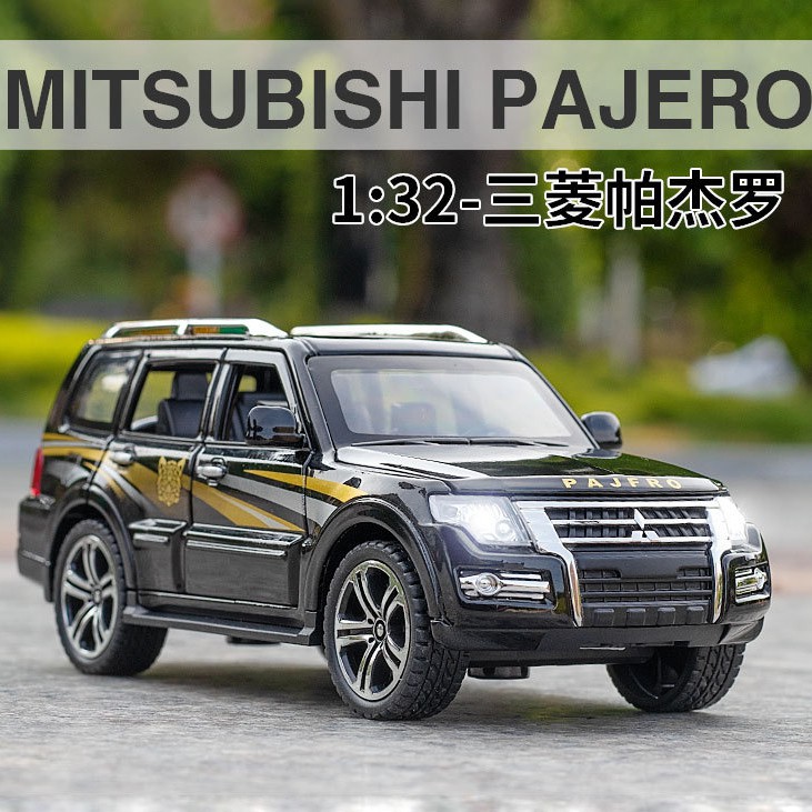 Xe Hơi Mitsubishi Pajero Diecast Tỉ Lệ 1/32