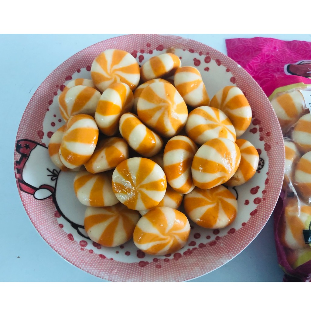 Viên thả lẩu bánh bao nhân trứng lacusina gói 500g