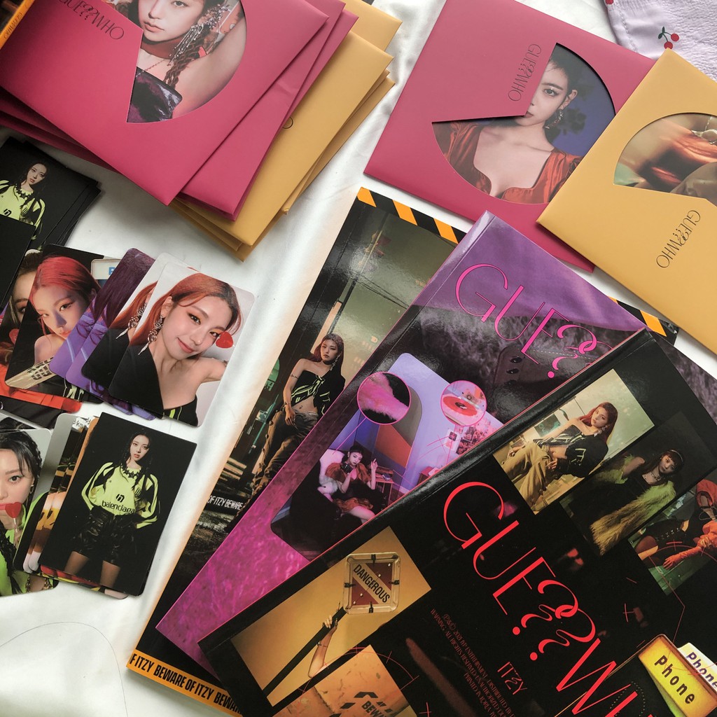 Bộ ảnh không card Guess Who của nhóm ITZY chính hãng I Official