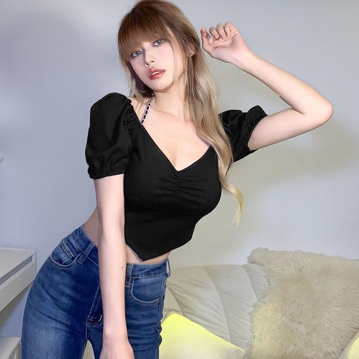 Áo thun croptop COZOKC tay ngắn phối dây xích thiết kế hở lưng cá tính