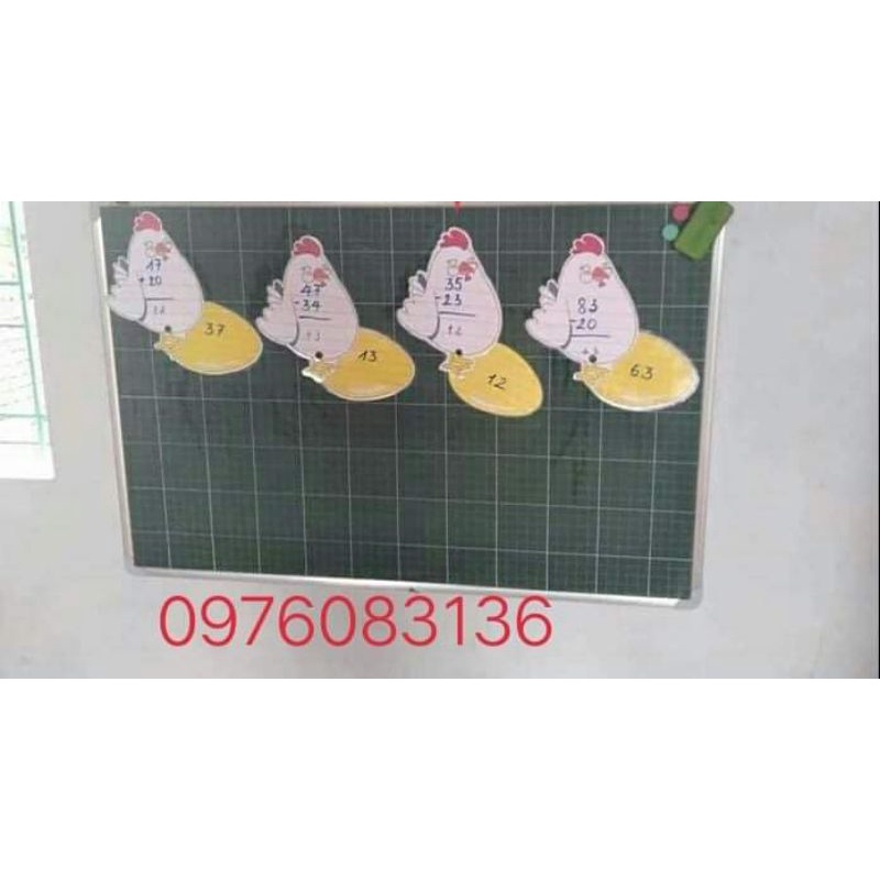 Gà Đẻ Trứng ép plastic, kích thước gà khổ a4, trứng khổ a5, sẵn nam châm dính bảng từ