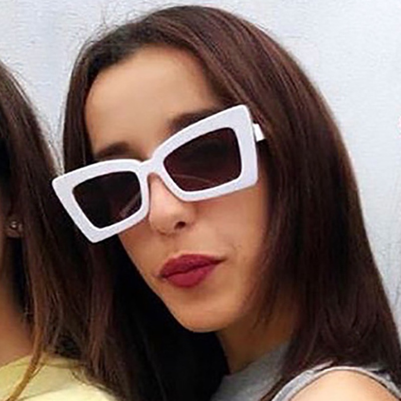 Kính Mát Gọng Vuông Họa Tiết Da Báo Thời Trang