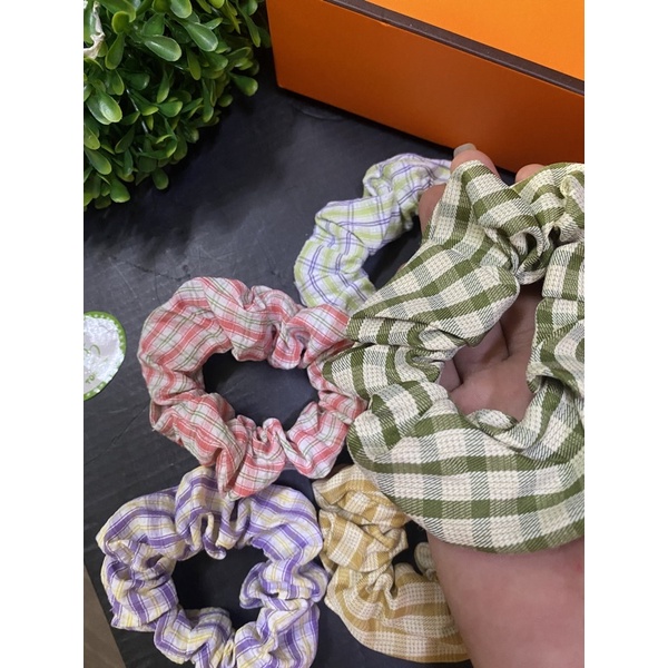 Dây Buộc Tóc Scrunchies họa tiết caro đơn giản dễ thương