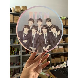 Quạt trong in hình Bangtan