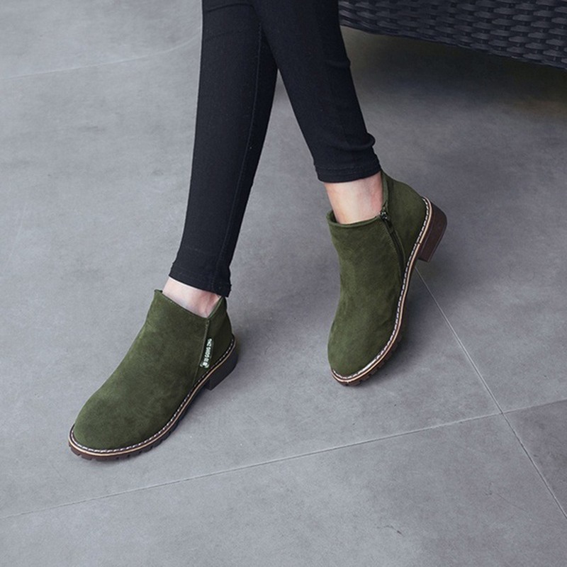 Size 35-40 Scrub Women Martin Flat Boots British Style Shoes Student Ankle Boots Female Short Boots Velvet Short Tube Boots Arashi