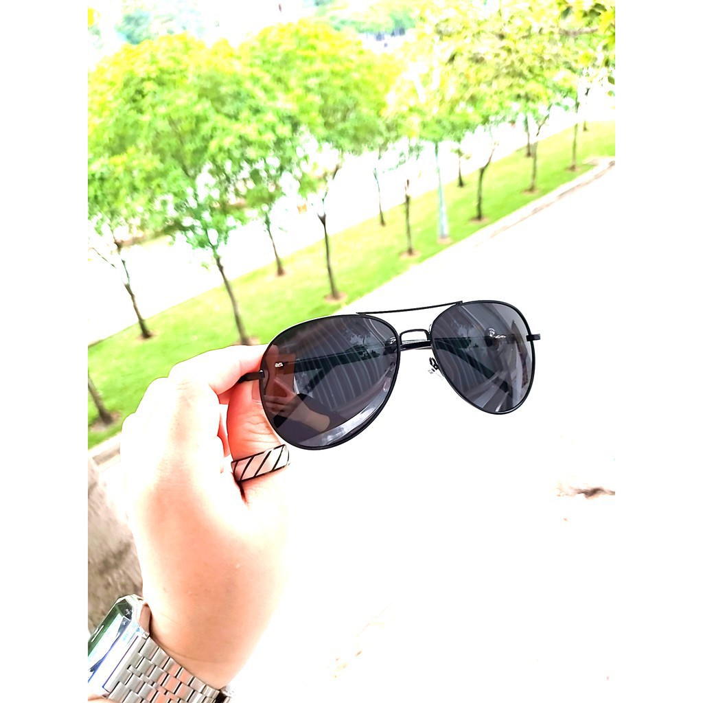 Kính mát thời trang nam D24 phân cực chống chói chối tia UV chống bụi hiệu quả phù hợp mang đi làm đi du lịch | BigBuy360 - bigbuy360.vn