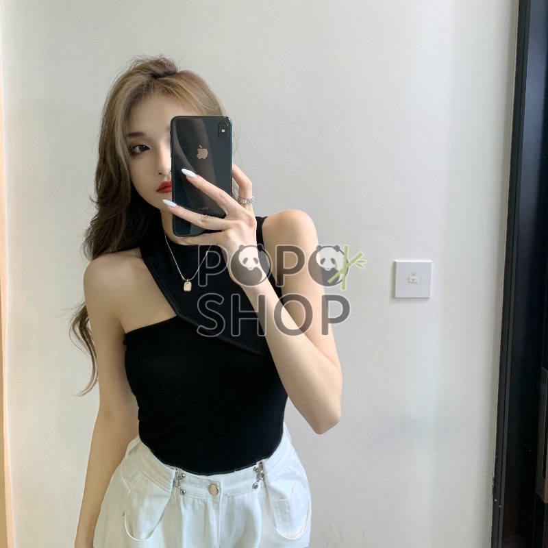 Áo ba lỗ khoét vai quyến rũ sành điệu