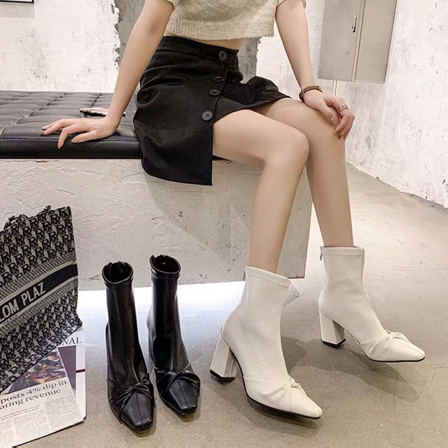Boots Ulzzang cổ ngắn mũi nhọn gót vuông cao 7,5cm