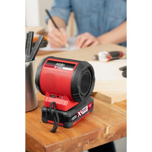 LOA BLUETOOTH KHÔNG DÂY DÙNG PIN 18V POWER X HIỆU OZITO PXBSS-018 MỚI 100% CHÍNH HÃNG NHẬP KHẨU ÚC