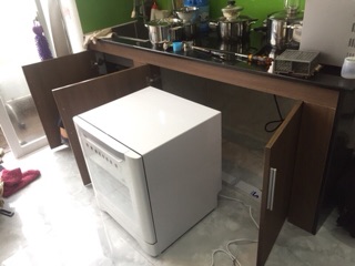 Electrolux - Máy rửa chén để bàn ESF6010BW